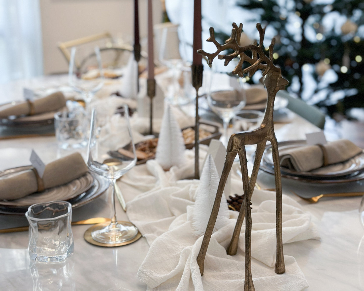 Malva Christmas Ornament – Gold Deer Ceramic Holiday Hanging Decoration