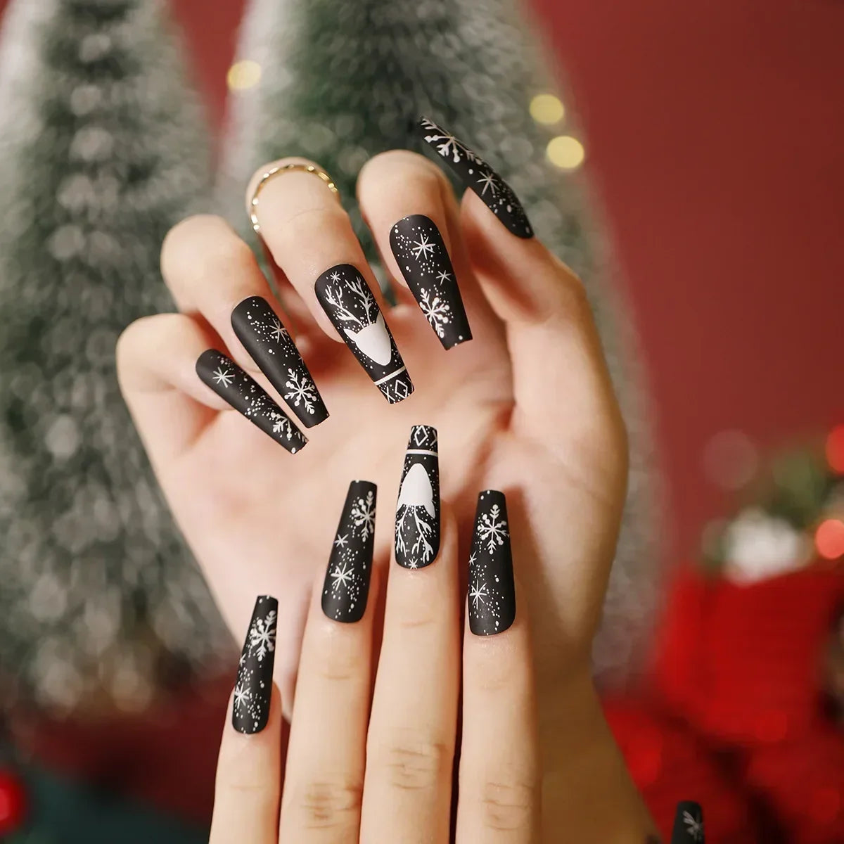 Gold Powder Christmas Fake Nails – Festive Glitter Press‑On Nail Set for Holiday Parties & Winter Glam
