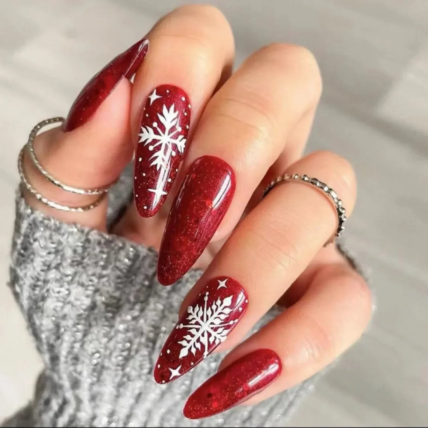 Gold Powder Christmas Fake Nails – Festive Glitter Press‑On Nail Set for Holiday Parties & Winter Glam