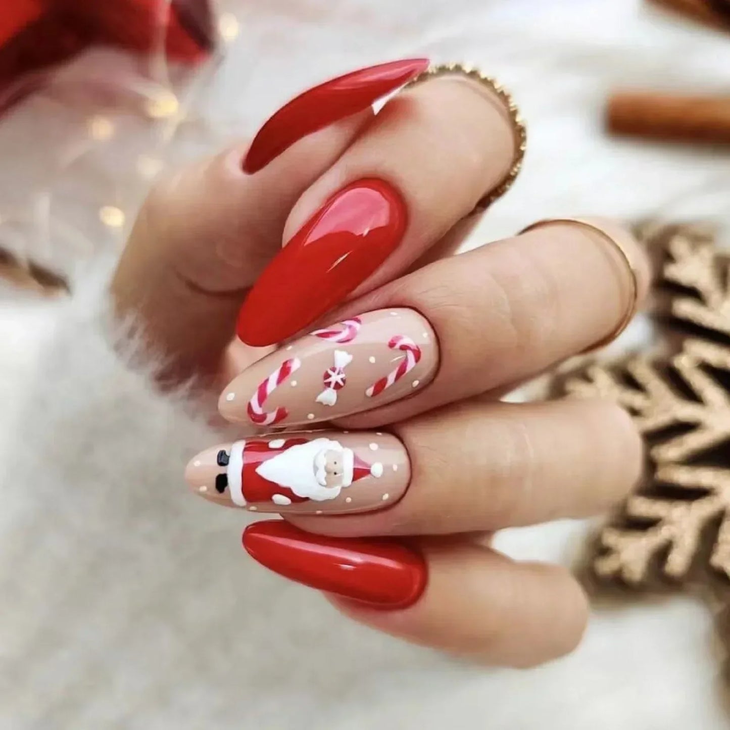 Gold Powder Christmas Fake Nails – Festive Glitter Press‑On Nail Set for Holiday Parties & Winter Glam